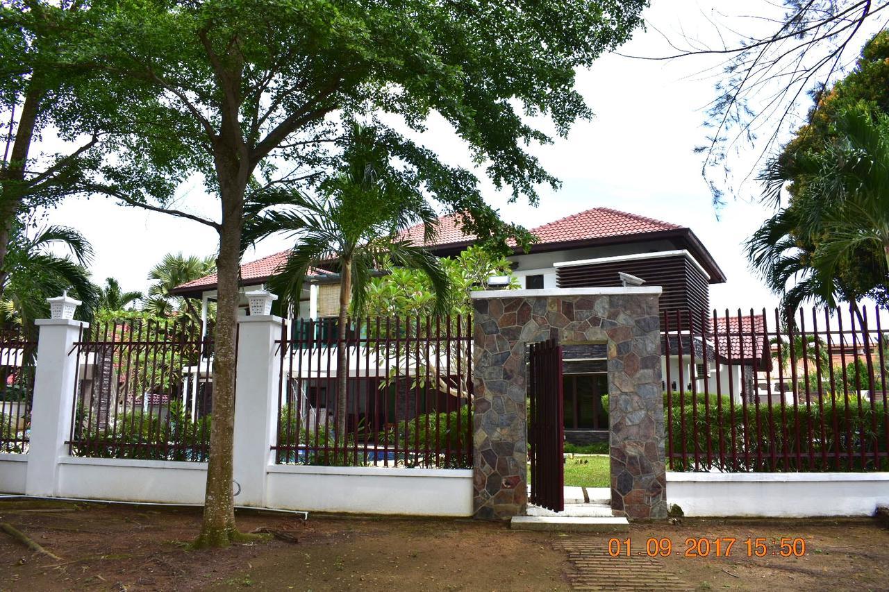 12Haven Stunning Seaside Luxury Villa Pd With Kids Pool Port Dickson Exterior foto